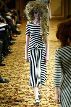 Look 28